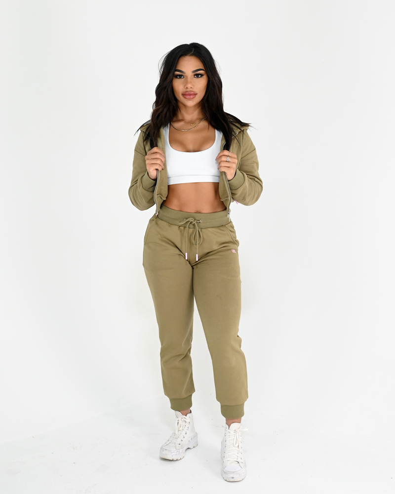 Everyday Jogger Sweatpant in Olive Drabulous
